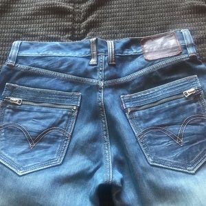 Levi’s dark denim